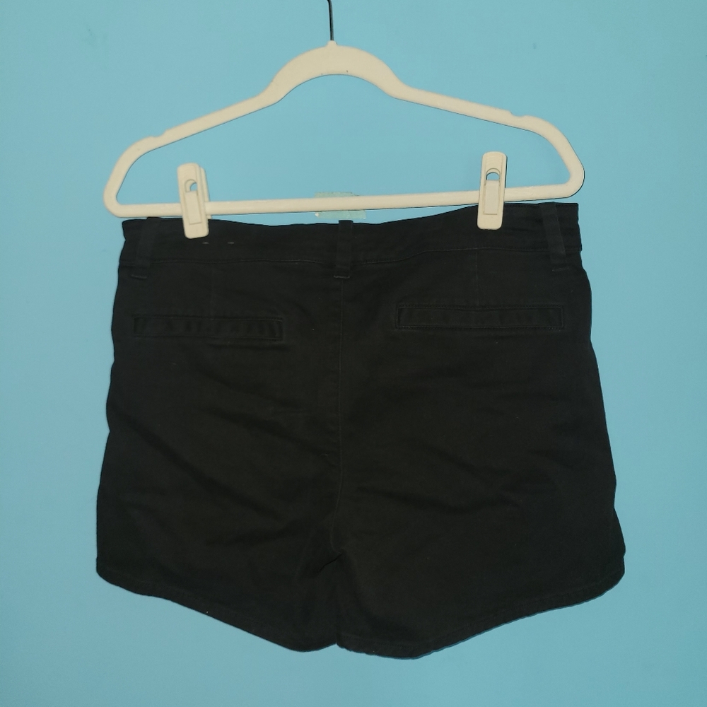 American Eagle Midi Shorts Black Super Stretch Size 12